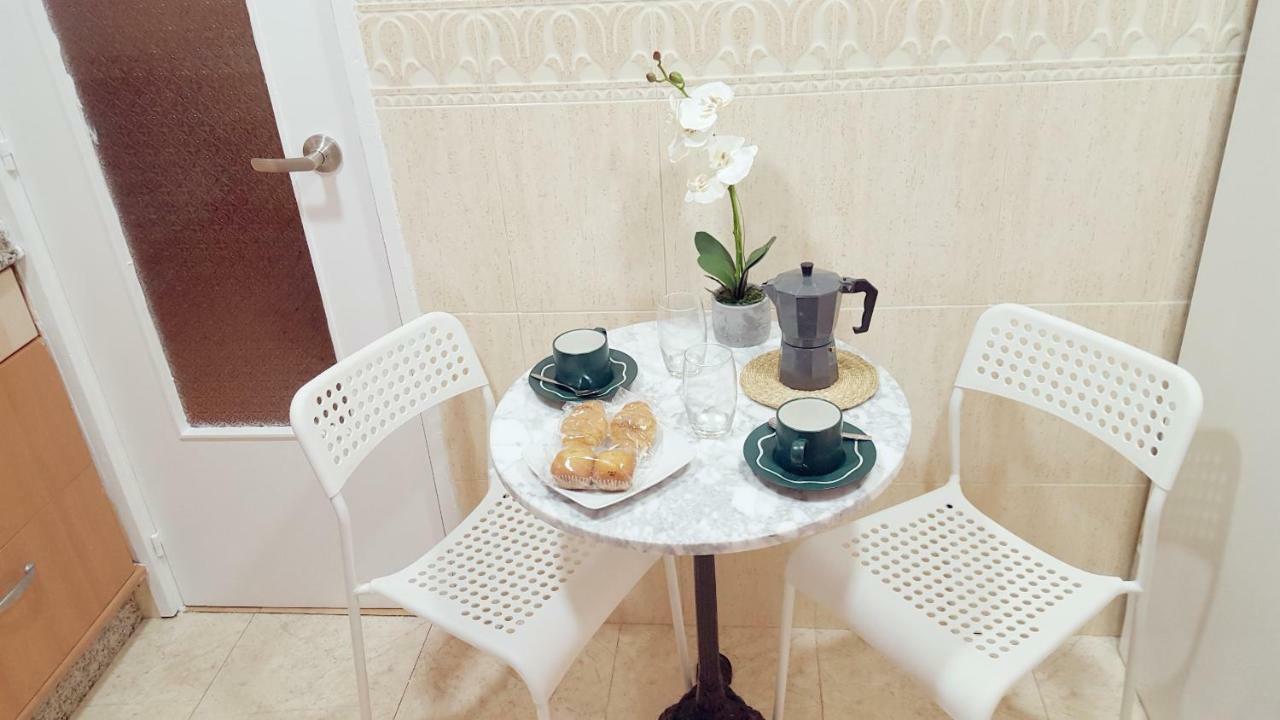 Central Apartment In Valencia With Wifi + Parking. Exterior foto